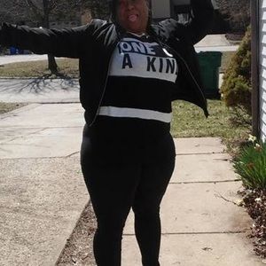 Meet your Posher, Evette